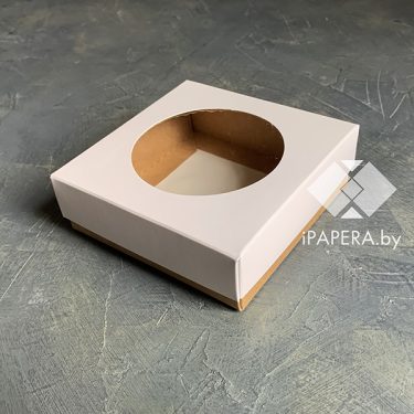 Коробка "Белая с круглым окном" 10*10*3 см (крафт дно)