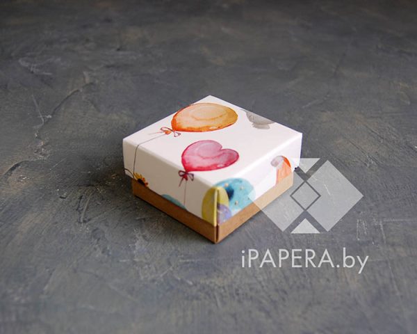 Коробка "Зверята на шариках" 5,5*5,5*3 см (крафт дно)