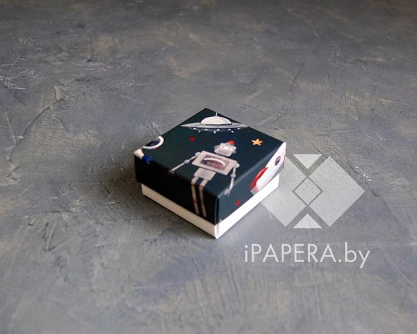 Коробка "Космос" 5,5*5,5*3 см (белое дно)