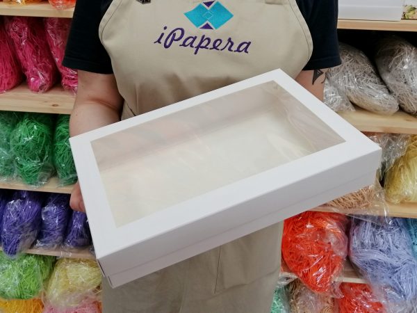 Коробка "Белая с окном" 30*20*5 см (белое дно)