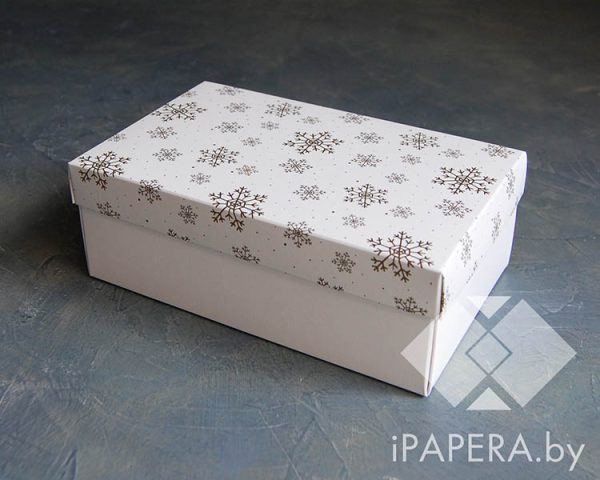 Коробка "Снежинки" 25*15*10 см (белое дно)