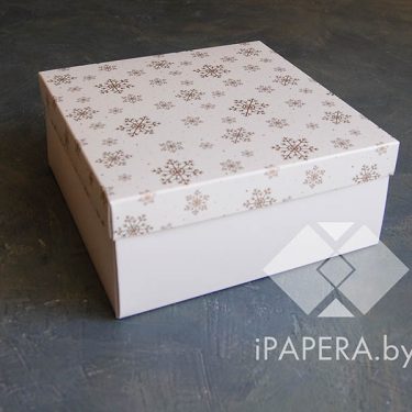 Коробка "Снежинки" 22*22*10 см (белое дно)