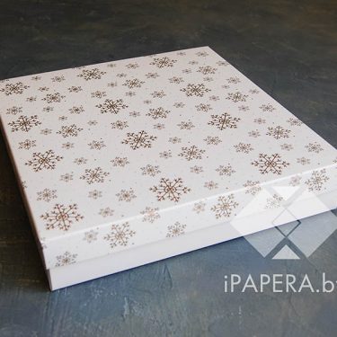 Коробка "Снежинки" 25*25*5 см (белое дно)