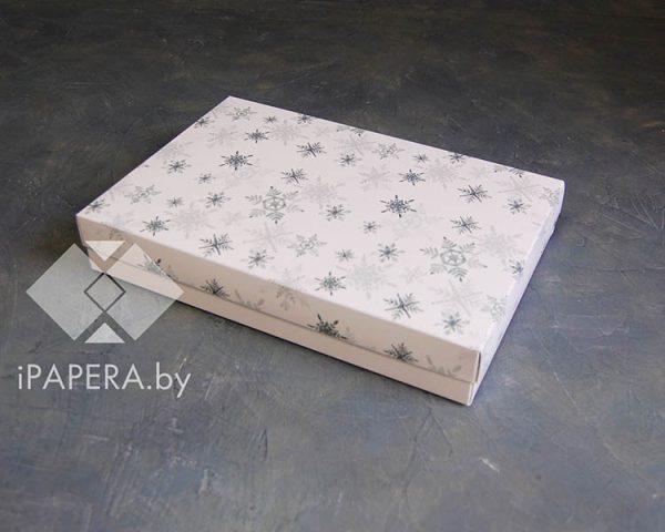 Коробка "Акварельные снежинки" 30*20*5 см (белое дно)