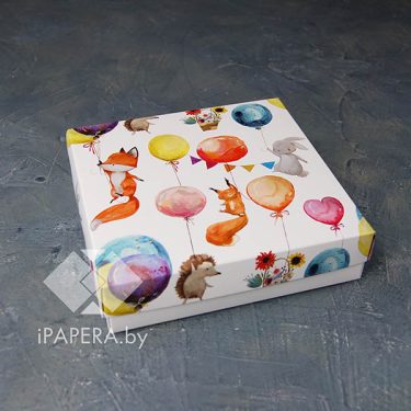 Коробка "Зверята на шариках" 12*12*4 см (белое дно)