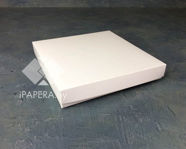 Коробка "Белая" 20*20*3 см (белое дно)