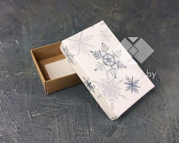 Коробка "Акварельные снежинки" 10*6*2,5 см (крафт дно) — изображение 2