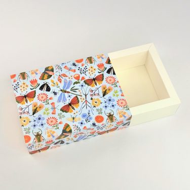 Коробка-пенал "Бабочки" 11*16*5 см (белое дно)