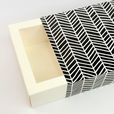 Коробка-пенал "Шеврон" 11*16*5 см (белое дно)