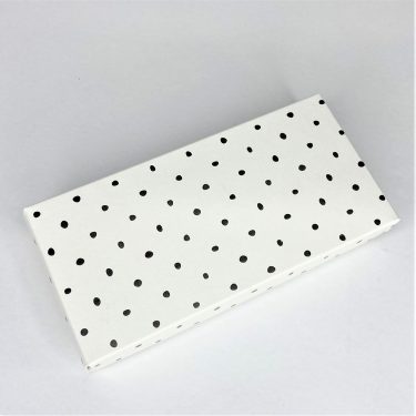 Коробка "Черные точки" 15*6*3 см с фальшбортом (белое дно)