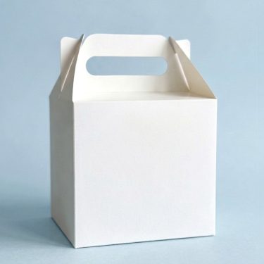 Коробка с ручкой "Белая" 14*13*13,5 см