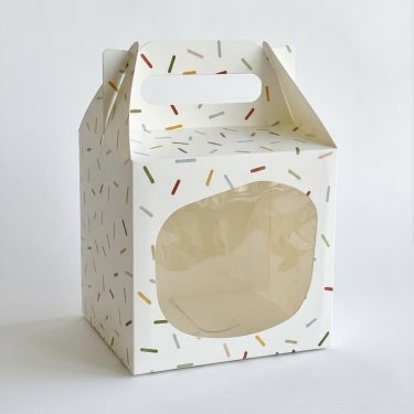 Коробка с ручкой и окном "Конфетти" 14*13*13,5 см